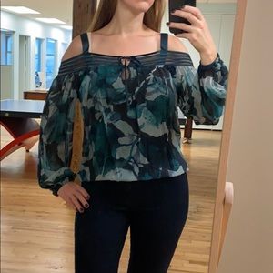 Guess by Marciano size S off the shoulder blouse